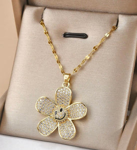 Flower Pendant Necklace