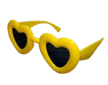 Load image into Gallery viewer, Heart Sunglasses
